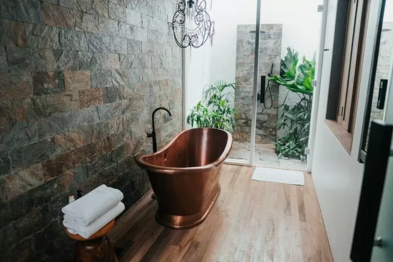 Quelle faïence choisir pour sa salle de bain ?