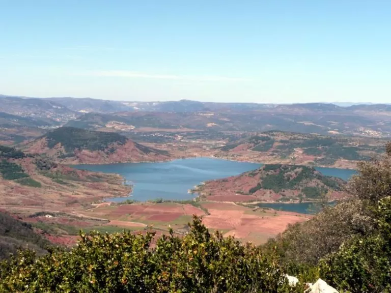 Panorama du lac Salagou