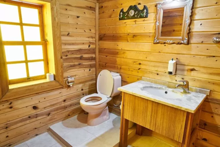 Pourquoi choisir une salle de bain rustique ?