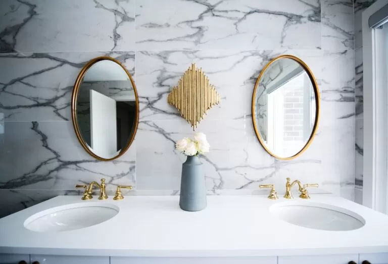 Salle de bain : quelles solutions pour les personnes âgées ?